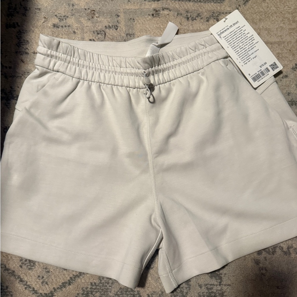 Lululemon Softstreme HR Shorts 4in